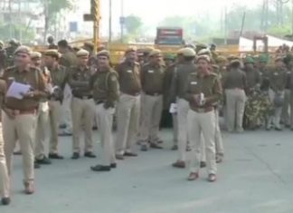 Heavy police deployment in Shaheen Bagh - Ekumkum News