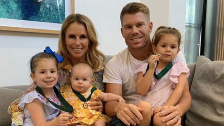 डेविड वार्नर अपने परिवार के साथ (सौजन्य- davidwarner31 Instagram)